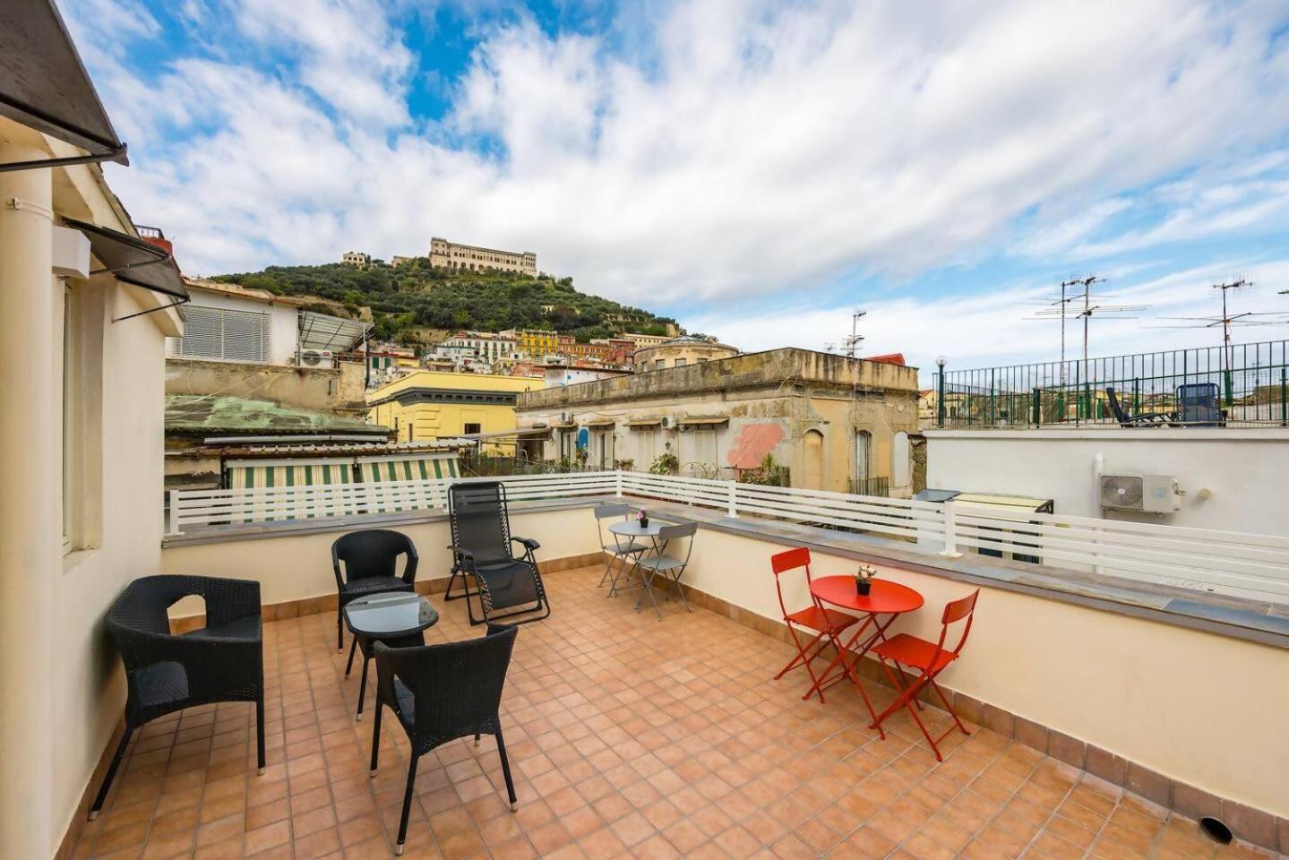 Hotel Terrazza Terzo Cardine Neapel Zimmer foto